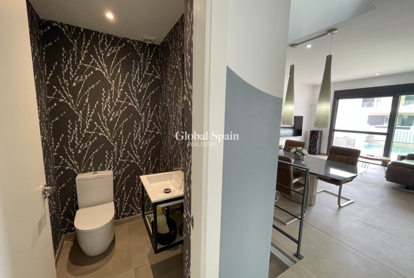 Resale - Villa -
DOLORES - ZONA NUEVA