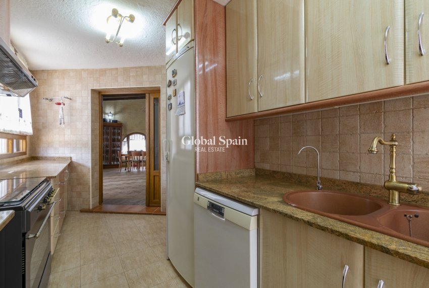 Resale - VILLA -
EL BEAL - Inland