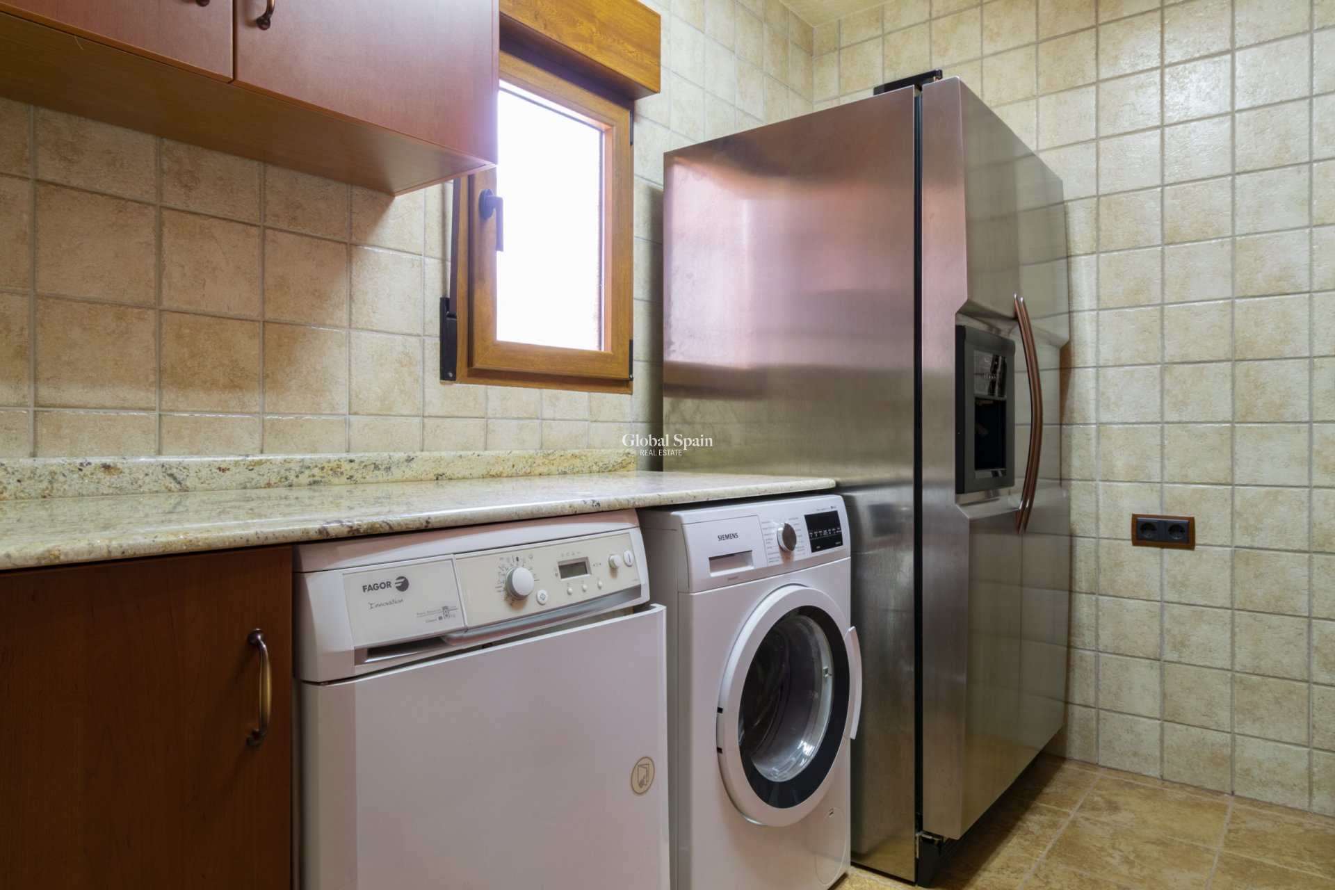 Resale - VILLA -
EL BEAL - Inland