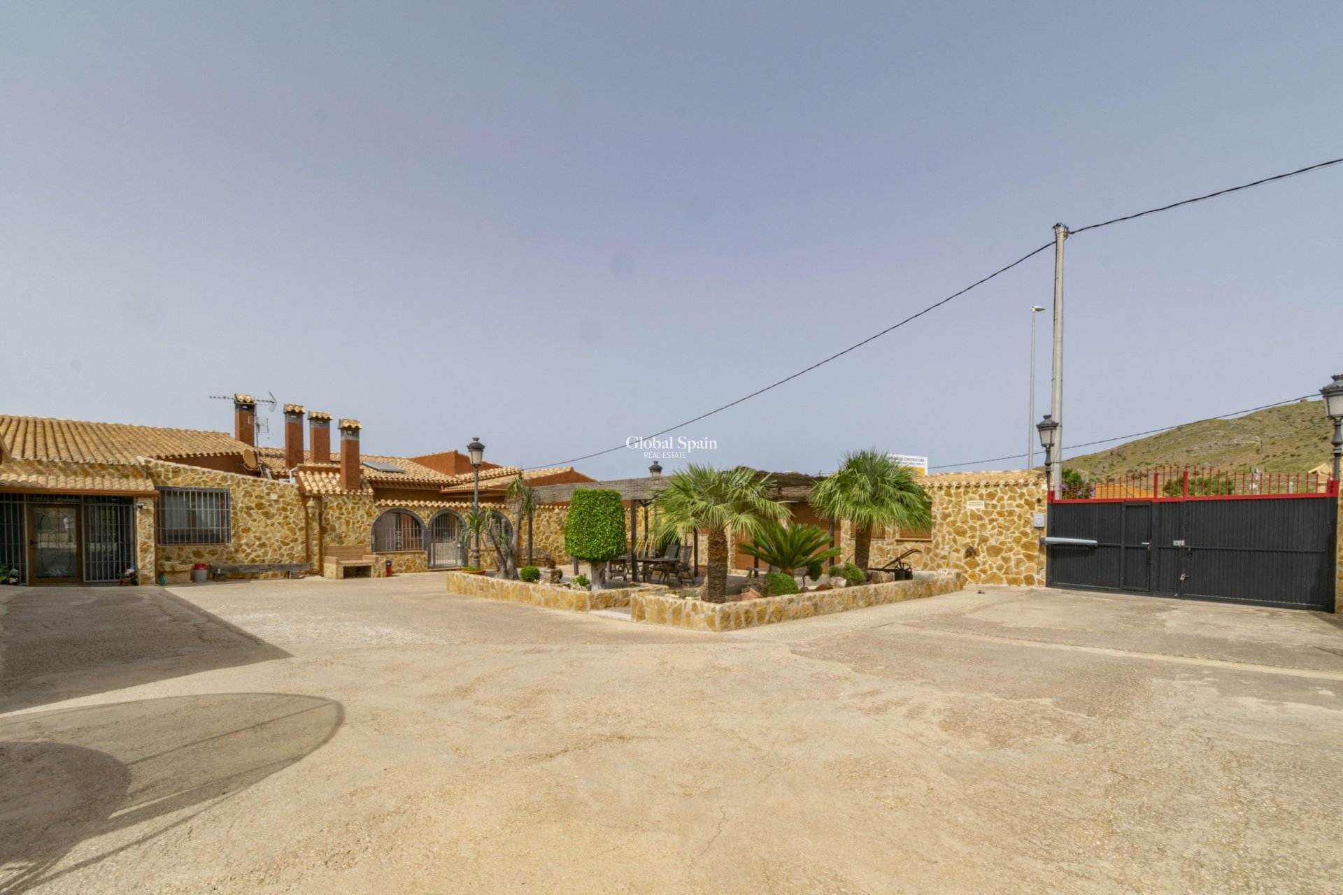 Resale - VILLA -
EL BEAL - Inland