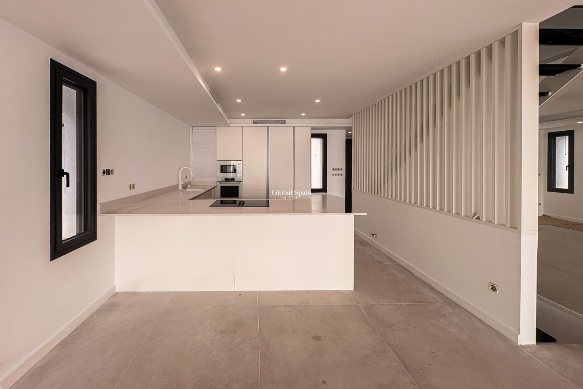 Resale - VILLA -
EL CAMPELLO - Coveta Fuma