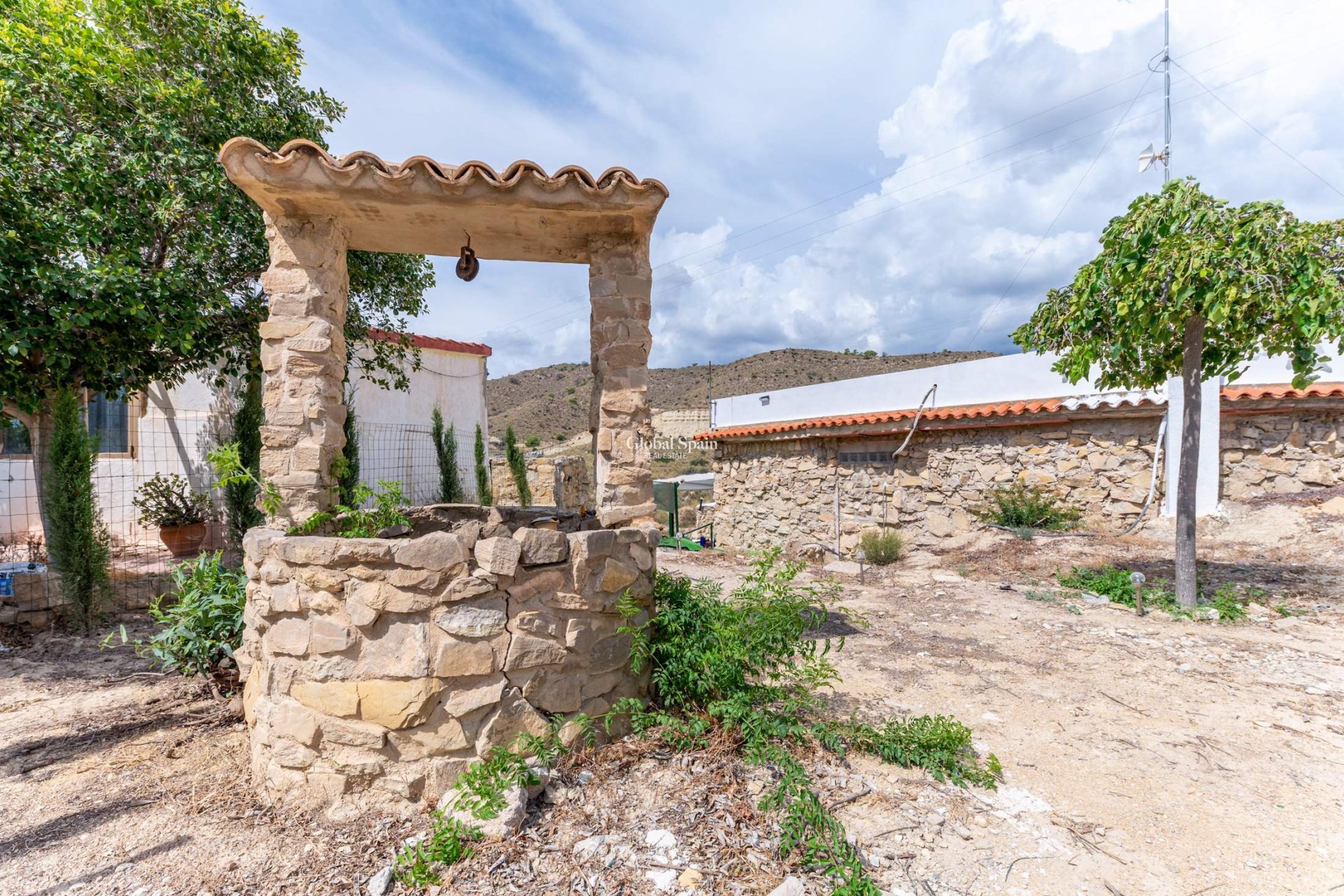 Resale - VILLA -
EL CAMPELLO - Pueblo Acantilado - Lanuza