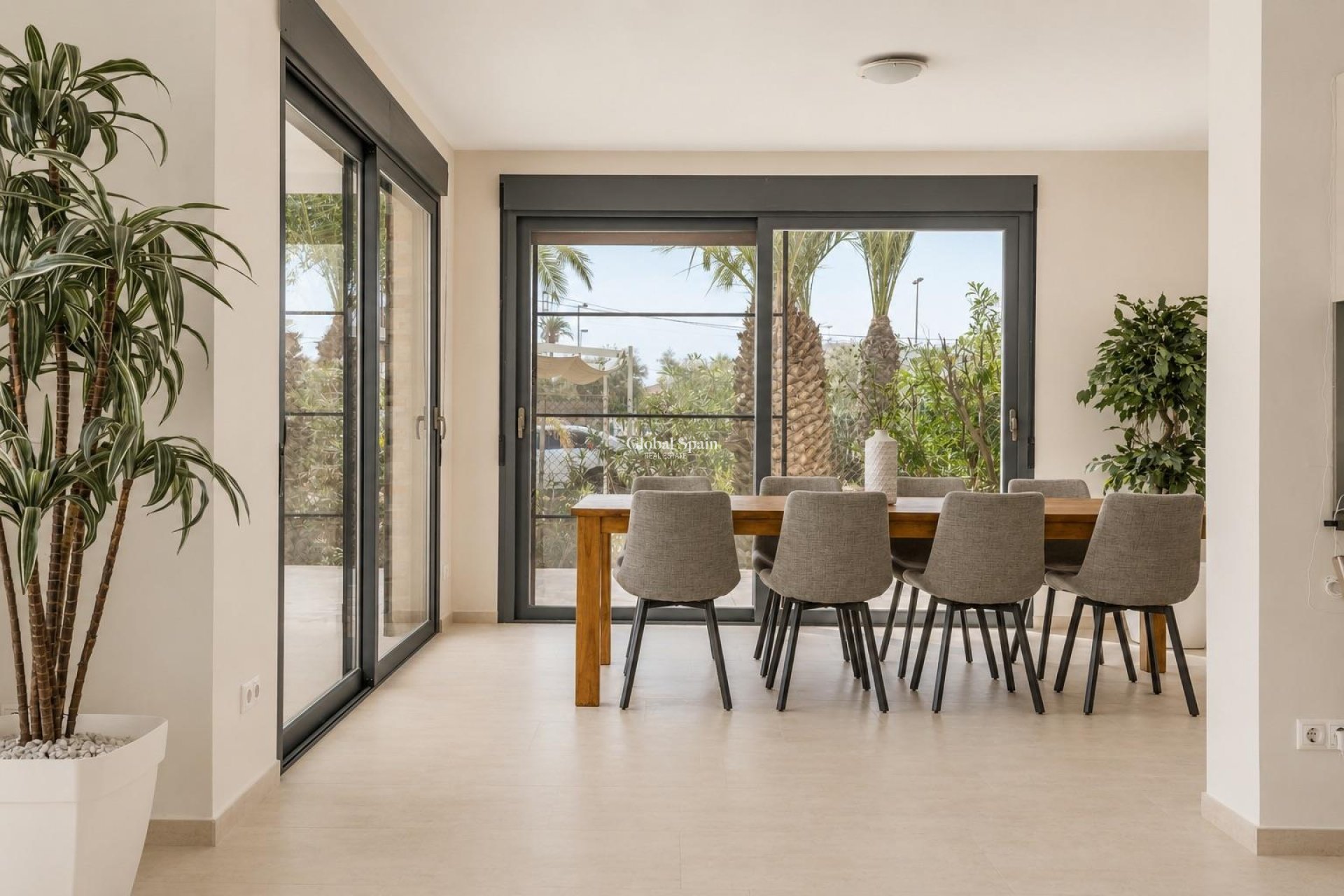 Resale - VILLA -
EL Carmoli Los Urrutias