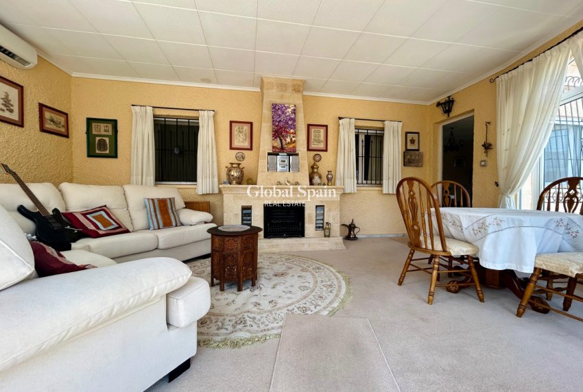 Resale - VILLA -
EL CHAPARRAL - Inland