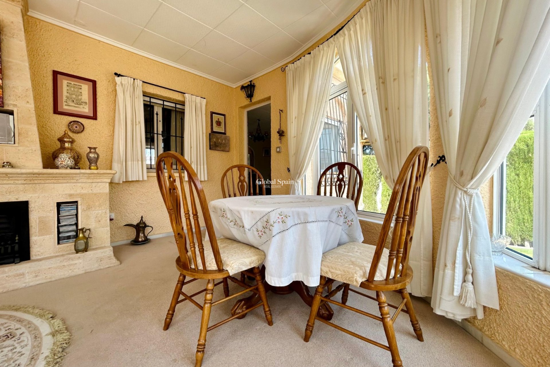 Resale - VILLA -
EL CHAPARRAL - Inland