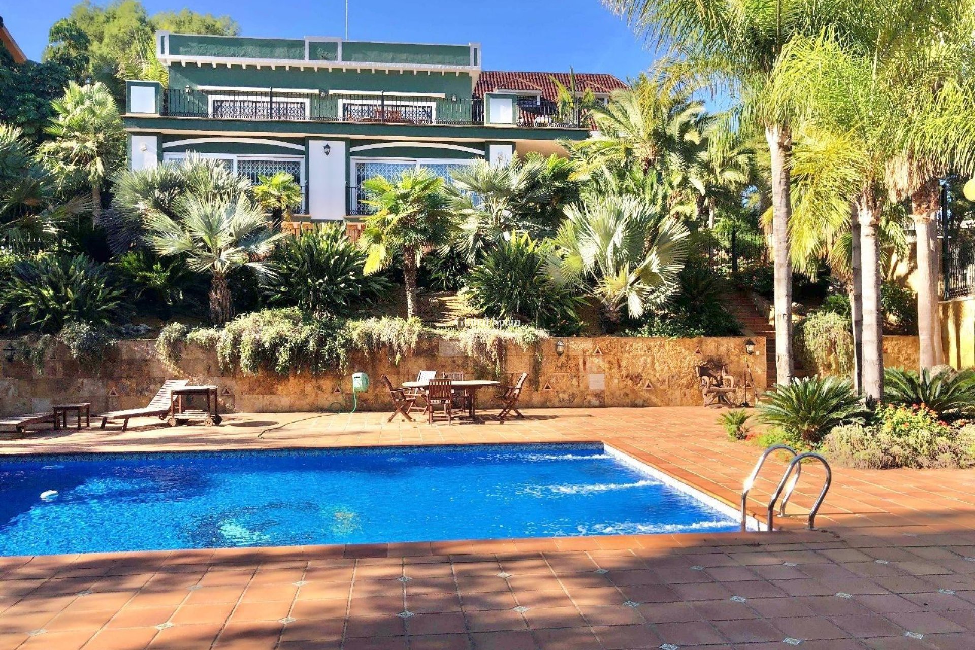 Resale - VILLA -
EL PALMAR - El Palmar