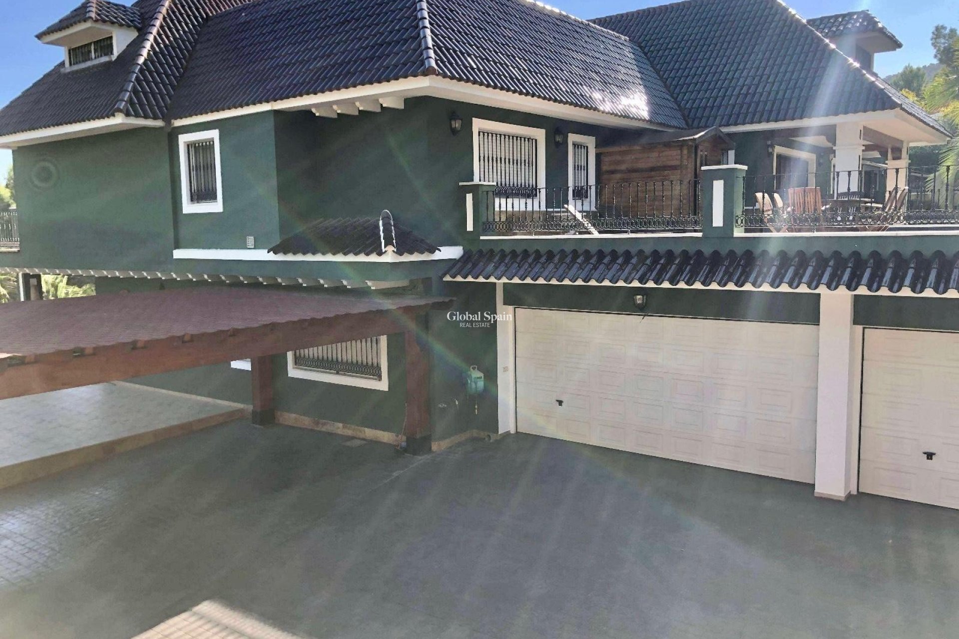 Resale - VILLA -
EL PALMAR - El Palmar