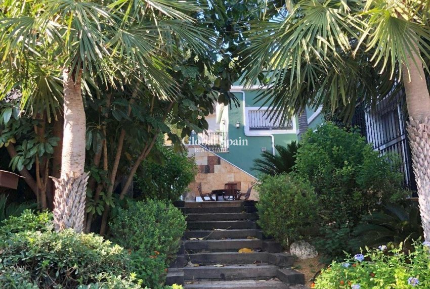 Resale - VILLA -
EL PALMAR - El Palmar