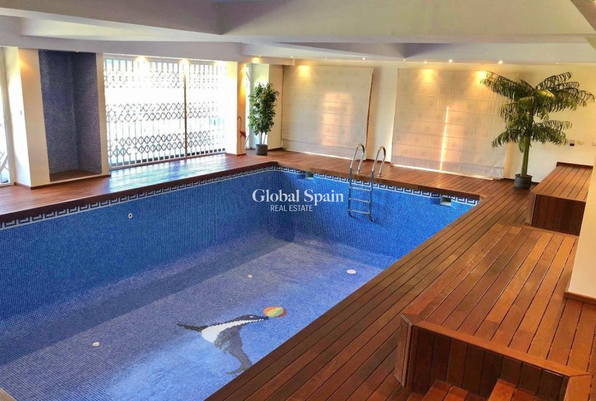 Resale - VILLA -
EL PALMAR - El Palmar