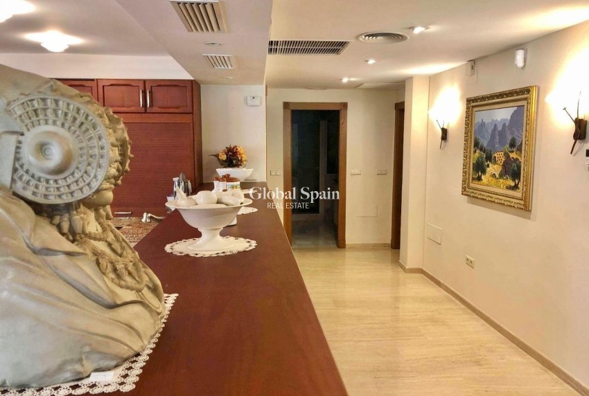 Resale - VILLA -
EL PALMAR - El Palmar