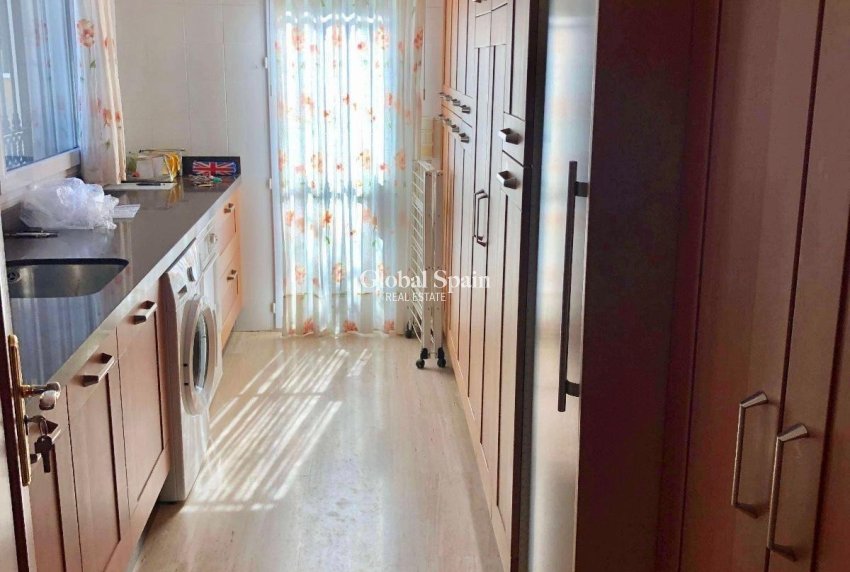 Resale - VILLA -
EL PALMAR - El Palmar