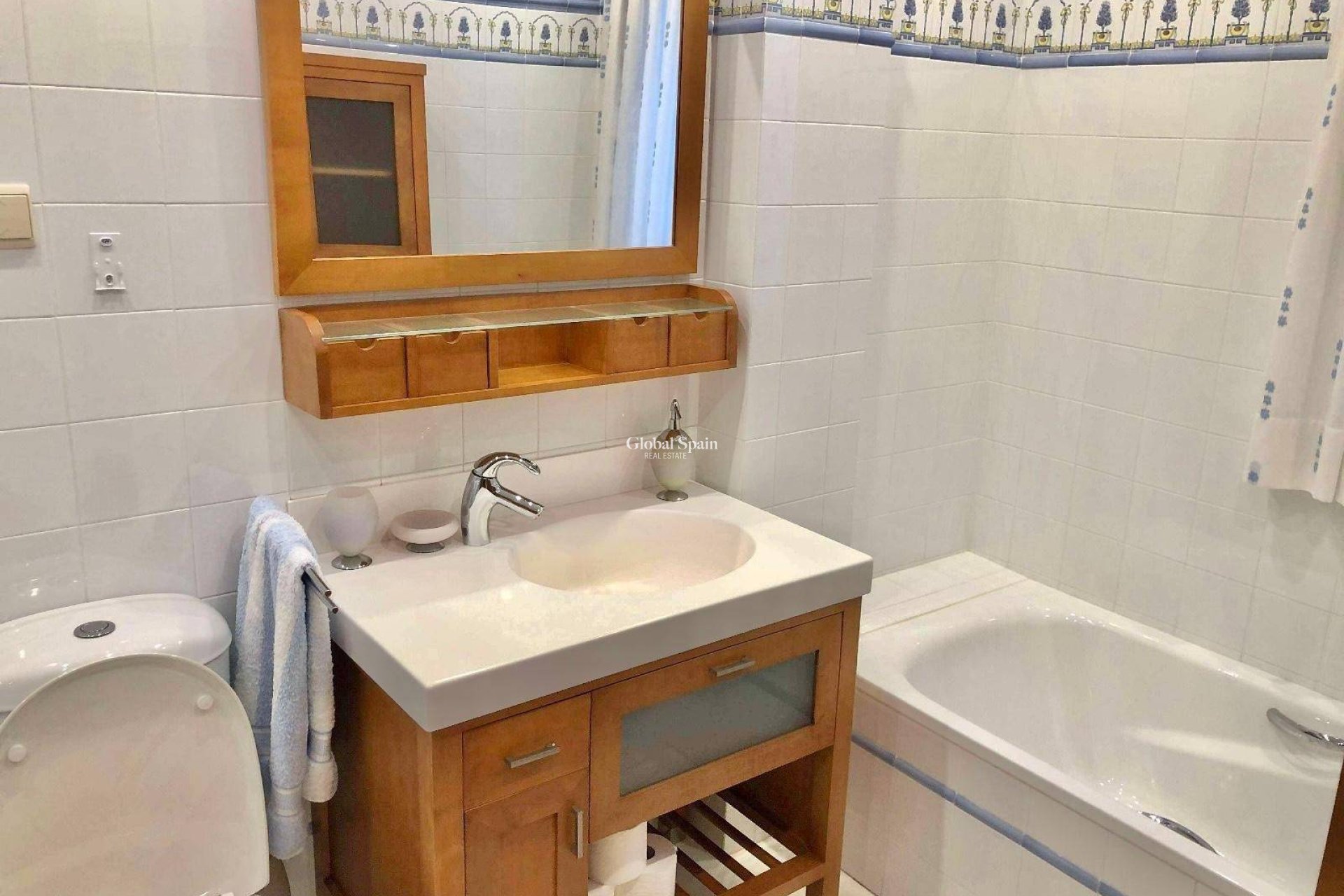 Resale - VILLA -
EL PALMAR - El Palmar