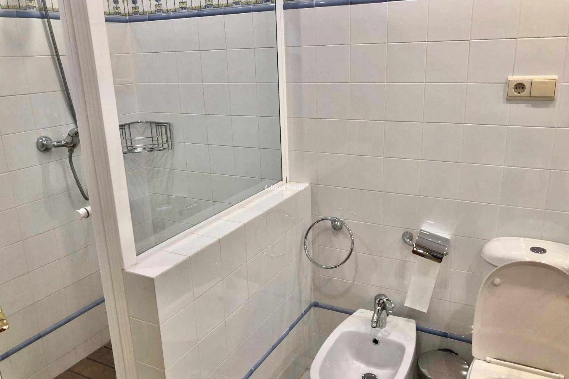 Resale - VILLA -
EL PALMAR - El Palmar