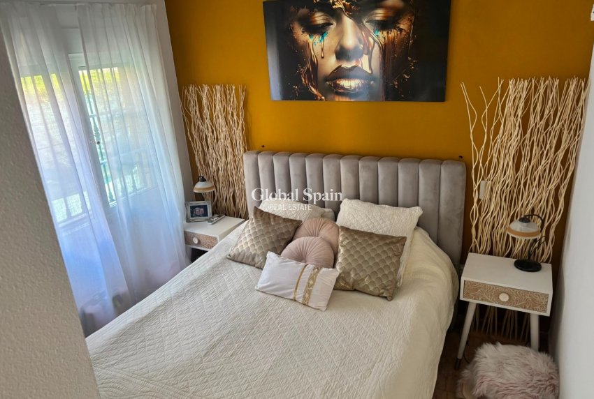 Resale - VILLA -
EL RASO - Costa Blanca