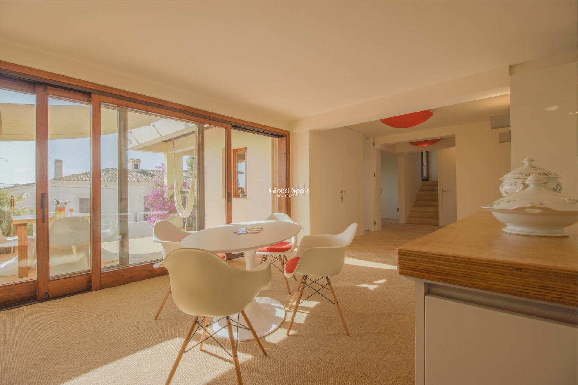 Resale - Villa -
El Terreno - optional location detail