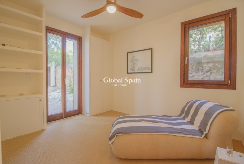 Resale - Villa -
El Terreno - optional location detail