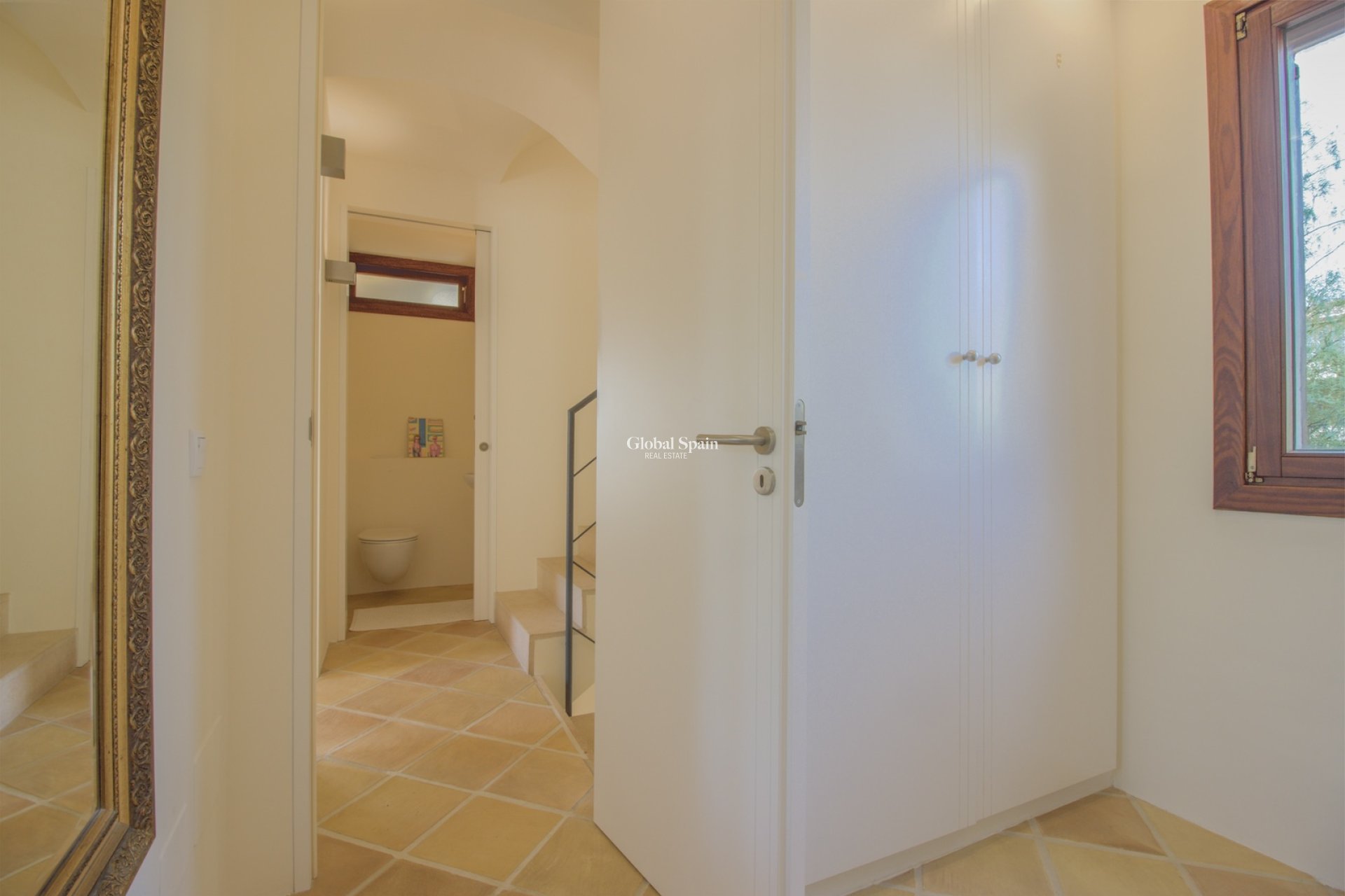 Resale - Villa -
El Terreno - optional location detail