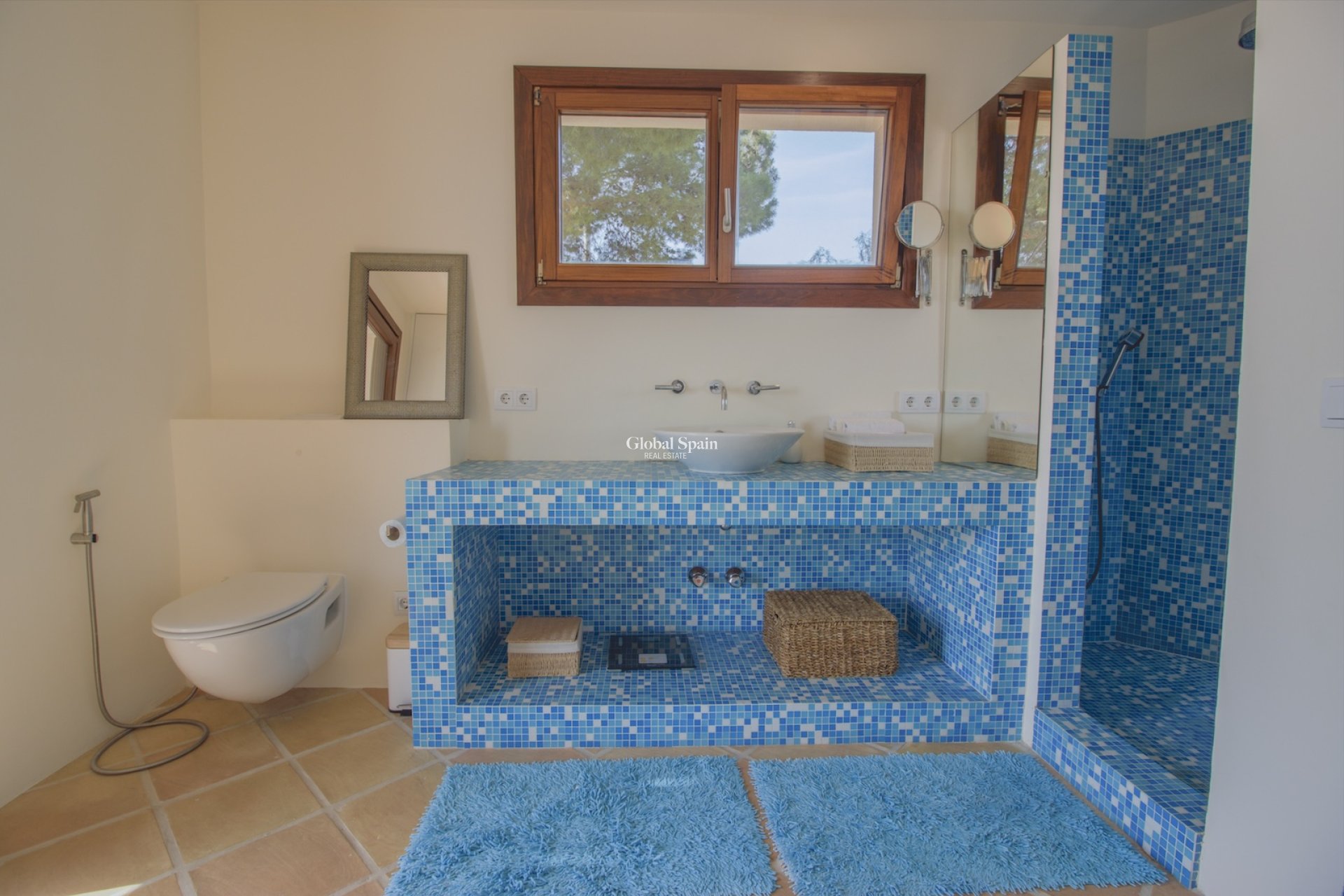 Resale - Villa -
El Terreno - optional location detail