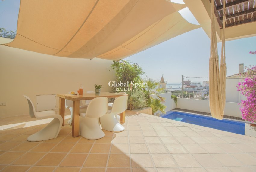 Resale - Villa -
El Terreno - optional location detail