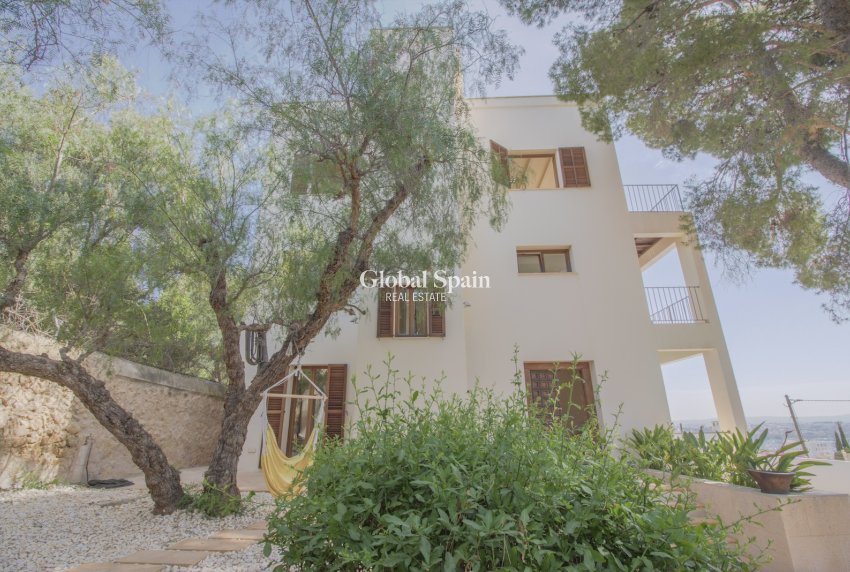 Resale - VILLA -
EL TERRENO