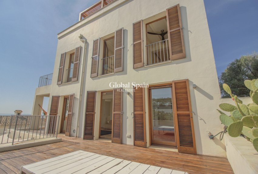 Resale - VILLA -
EL TERRENO