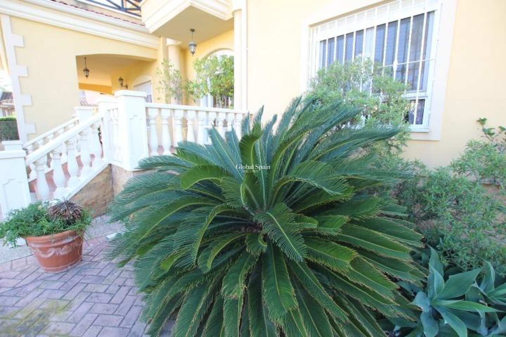 Resale - VILLA -
ELCHE - Altabix