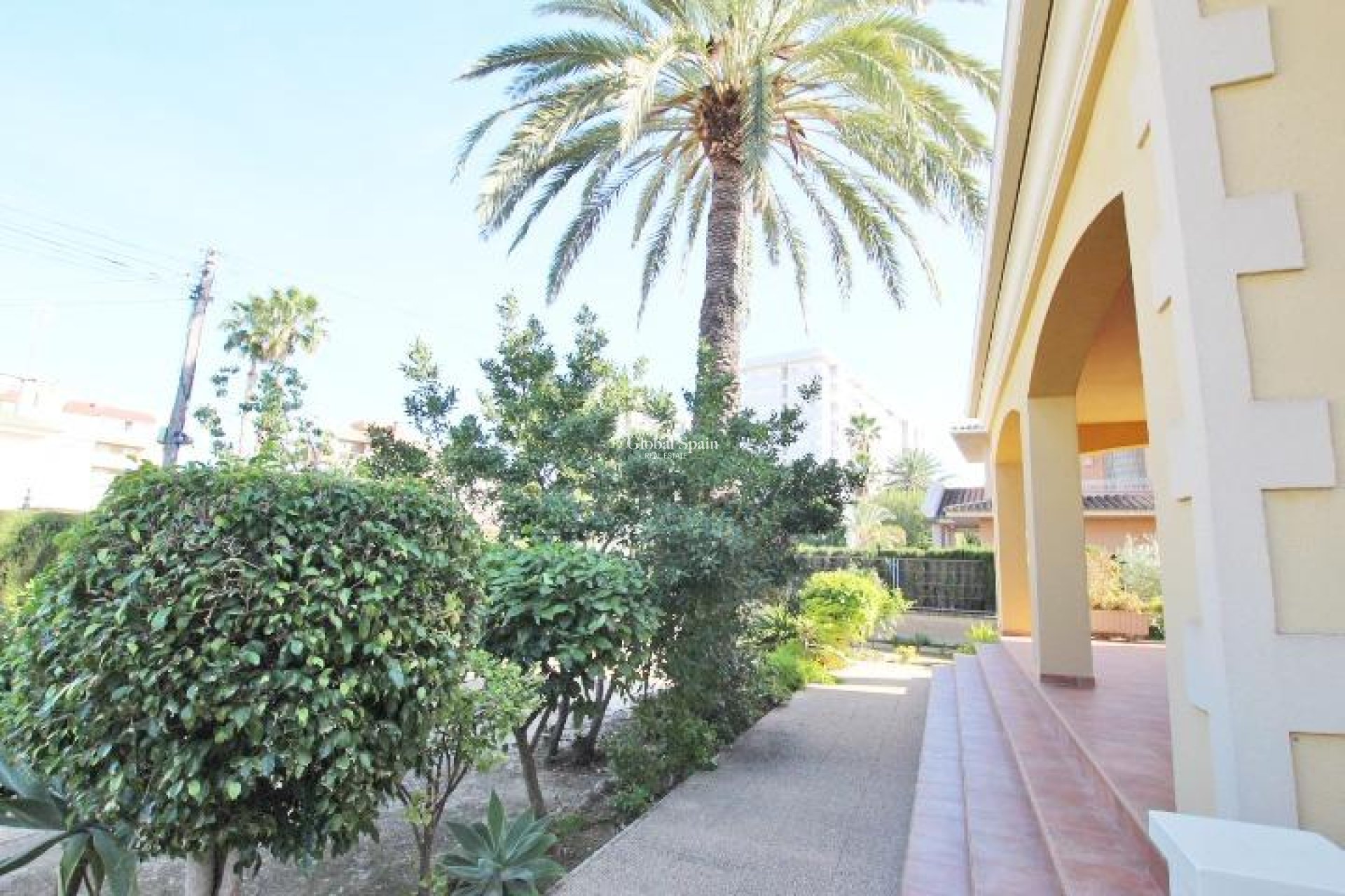 Resale - VILLA -
ELCHE - Altabix