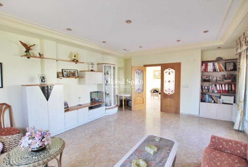 Resale - VILLA -
ELCHE - Altabix