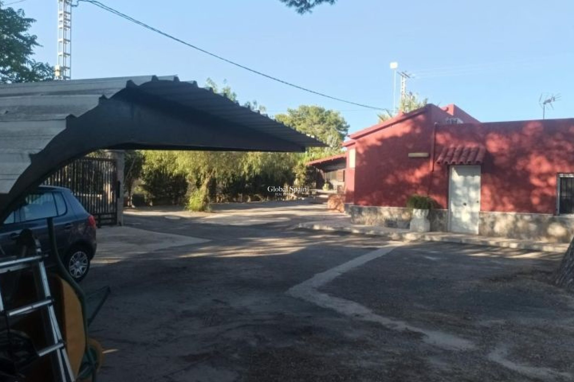 Resale - VILLA -
ELCHE - Costa Blanca