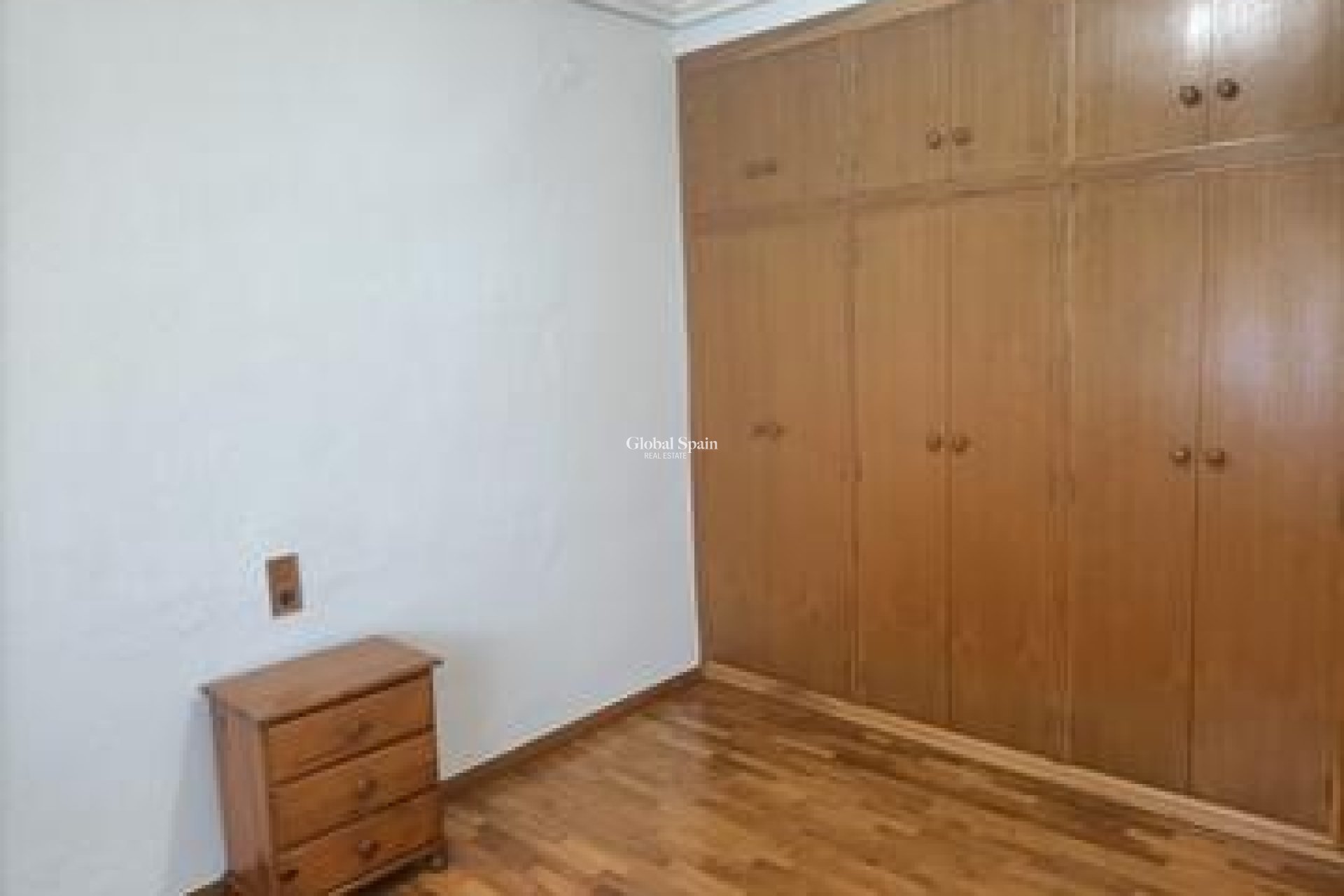 Resale - VILLA -
ELCHE - Costa Blanca