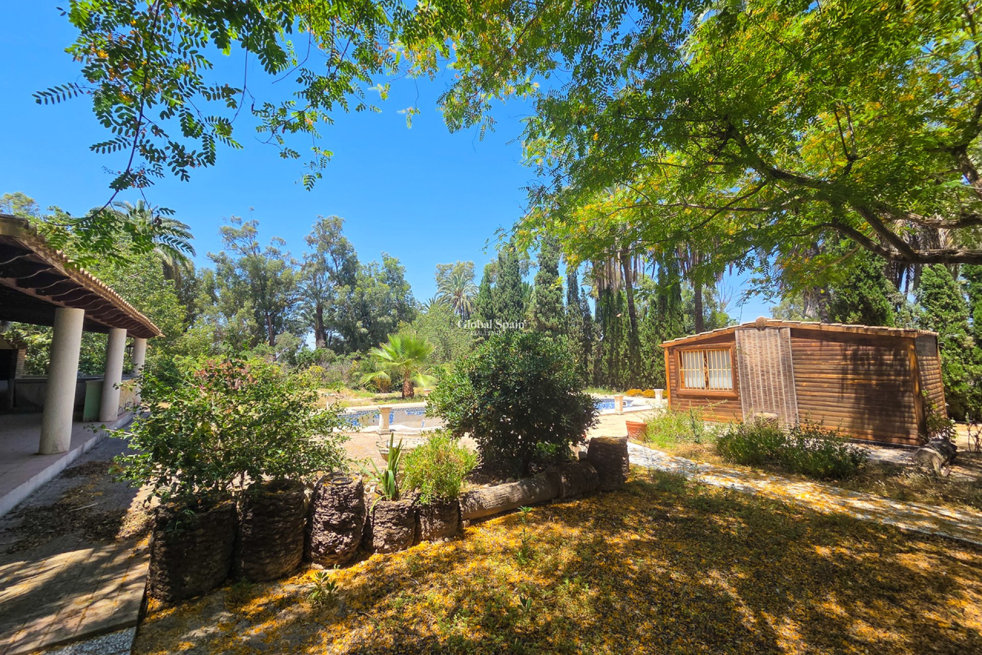 Resale - VILLA -
ELCHE - Costa Blanca
