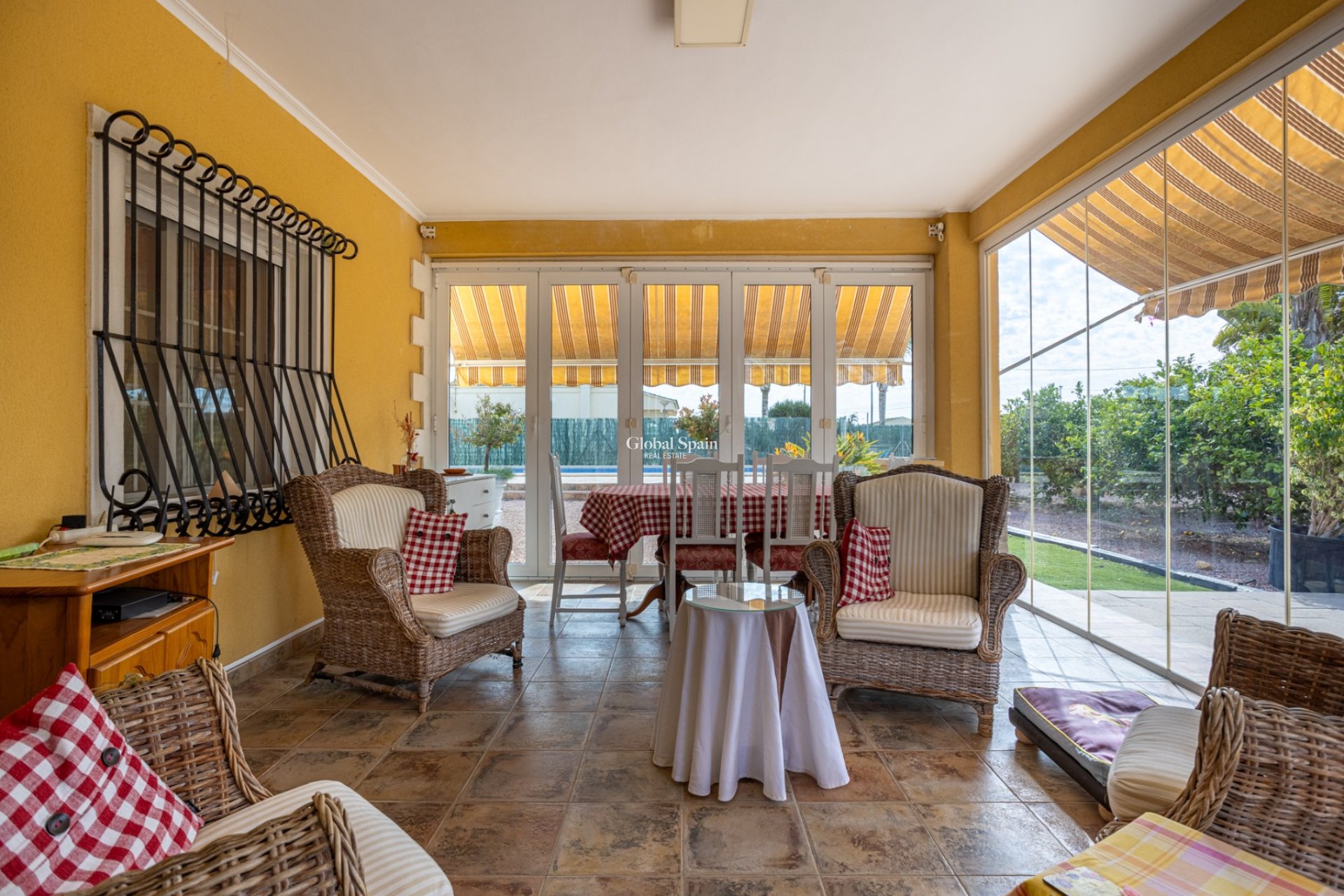Resale - VILLA -
ELCHE - Costa Blanca