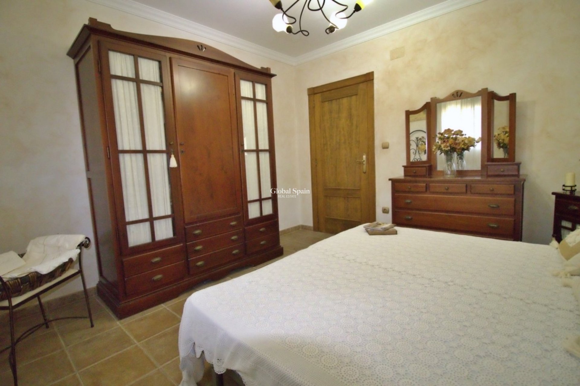 Resale - VILLA -
ELCHE - Valverde