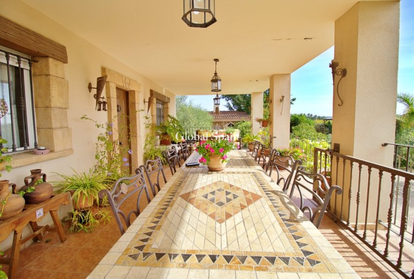 Resale - VILLA -
ELCHE - Valverde