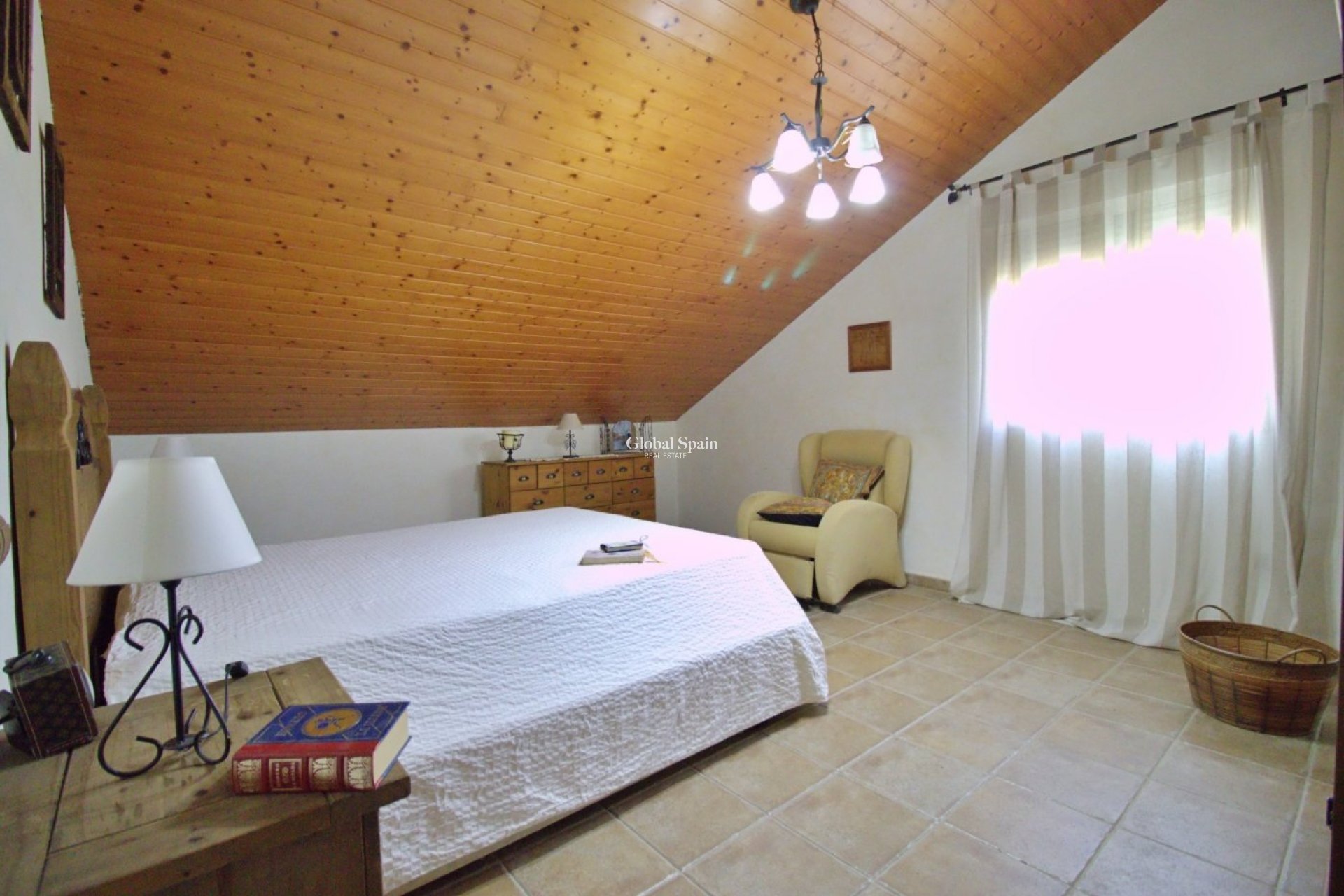 Resale - VILLA -
ELCHE - Valverde