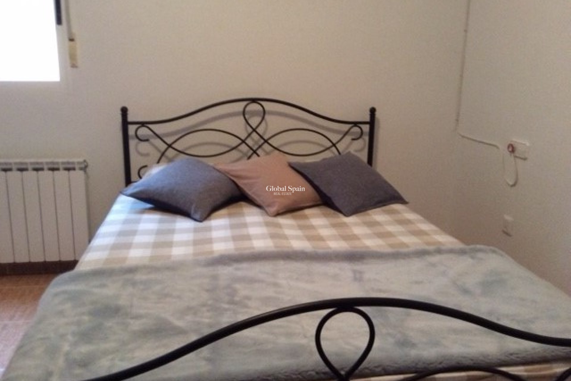 Resale - VILLA -
ELCHE