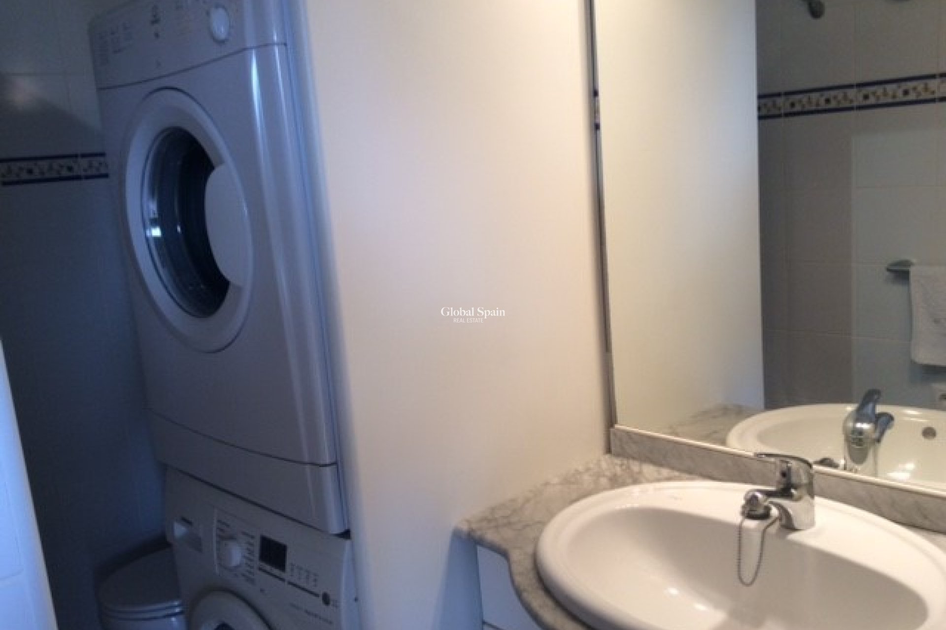 Resale - VILLA -
ELCHE