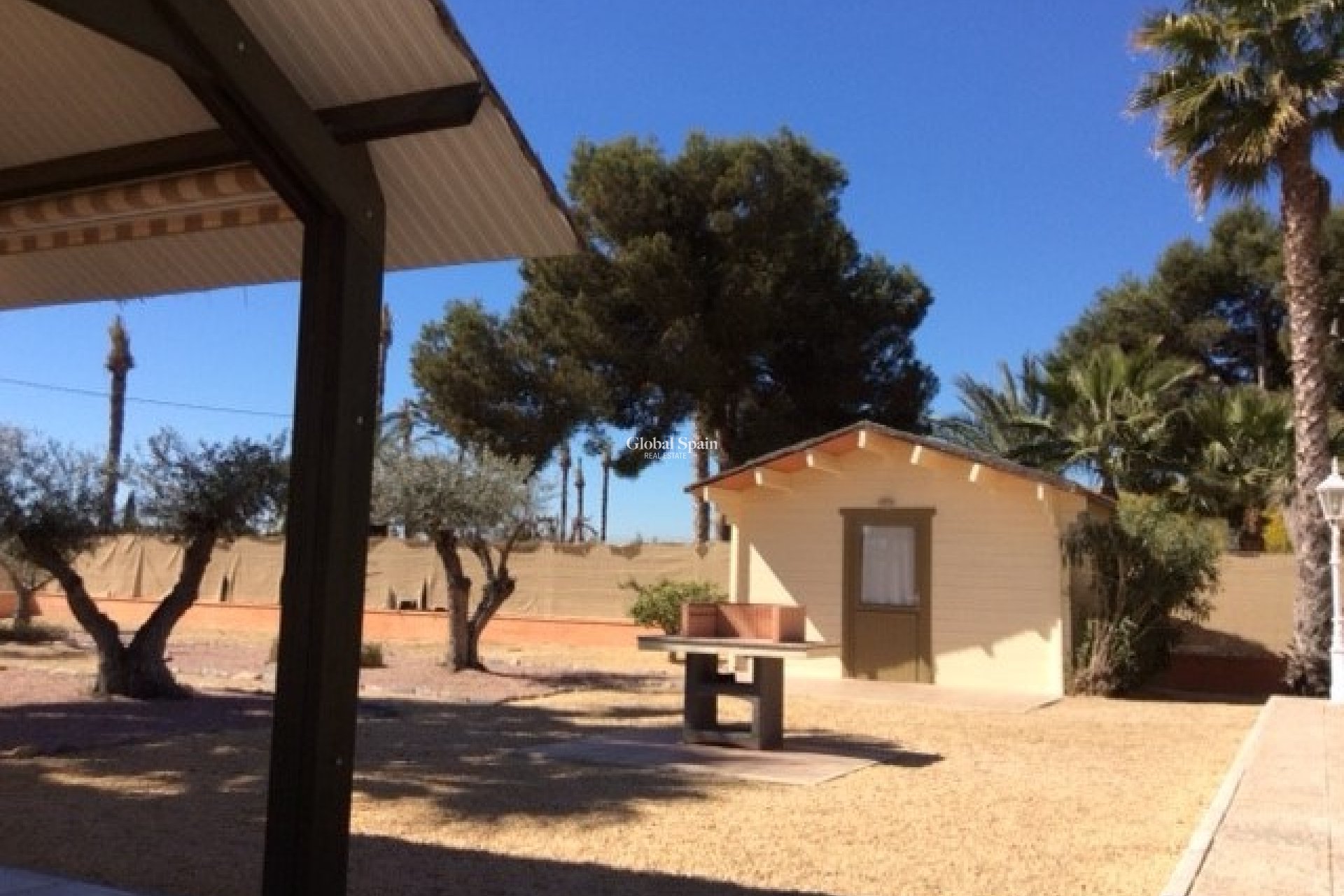 Resale - VILLA -
ELCHE