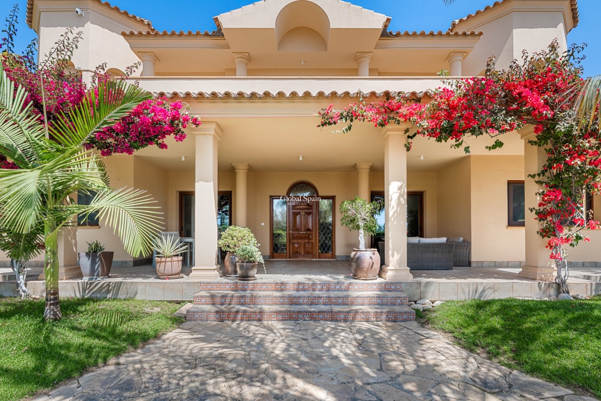 Resale - VILLA -
ELCHE