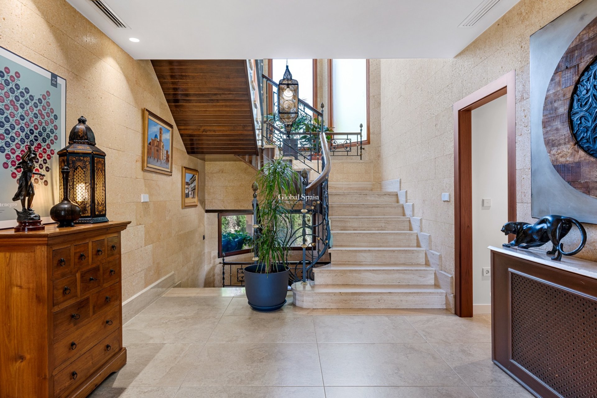 Resale - VILLA -
ELCHE