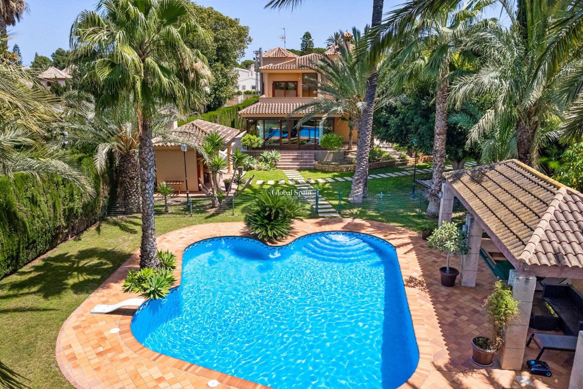 Resale - VILLA -
ELCHE