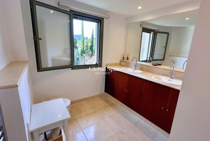 Resale - VILLA -
ESPORLES - optional location detail