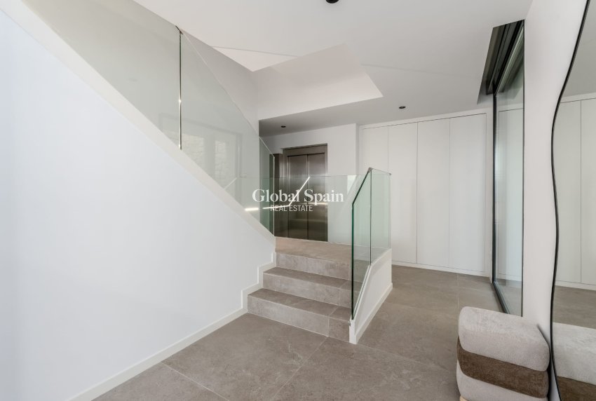 Resale - Villa -
FINESTRAT - Costa Blanca Norte