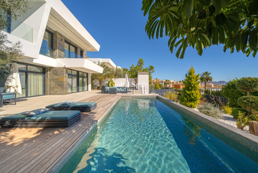 Resale - VILLA -
FINESTRAT - Costa Blanca