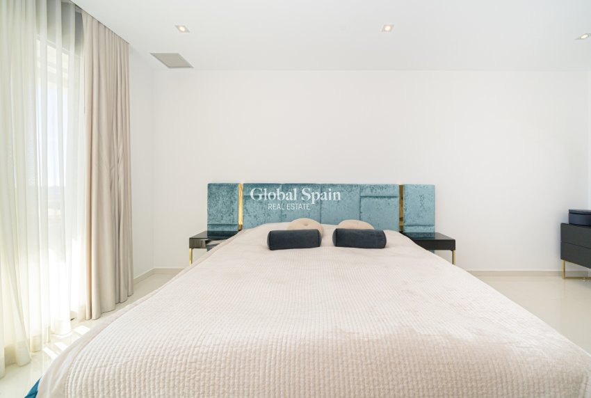 Resale - VILLA -
FINESTRAT - Costa Blanca