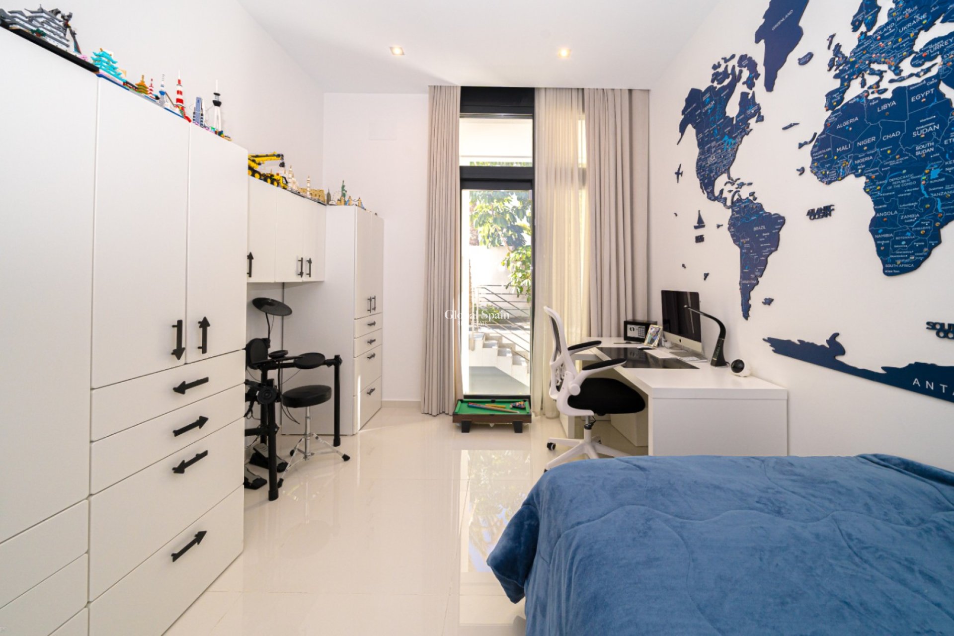 Resale - VILLA -
FINESTRAT - Costa Blanca