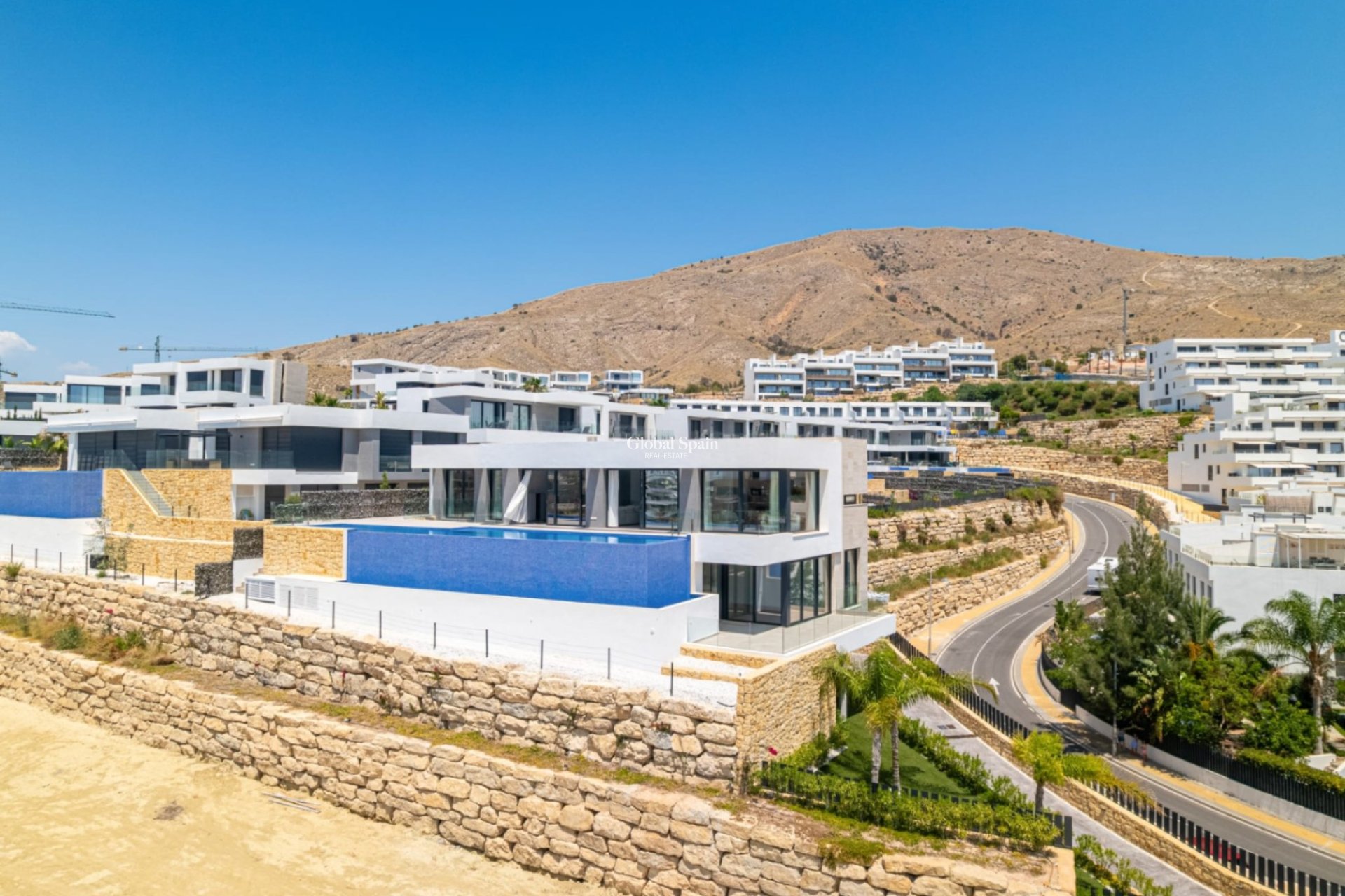 Resale - VILLA -
FINESTRAT - Costa Blanca