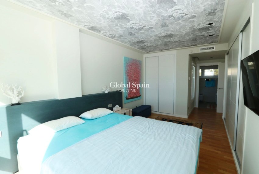 Resale - VILLA -
FINESTRAT - Costa Blanca