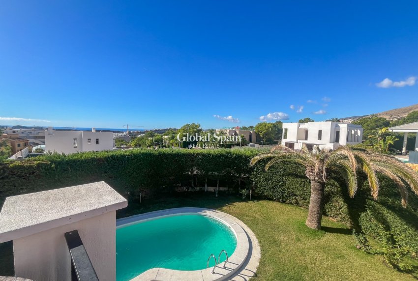 Resale - VILLA -
FINESTRAT