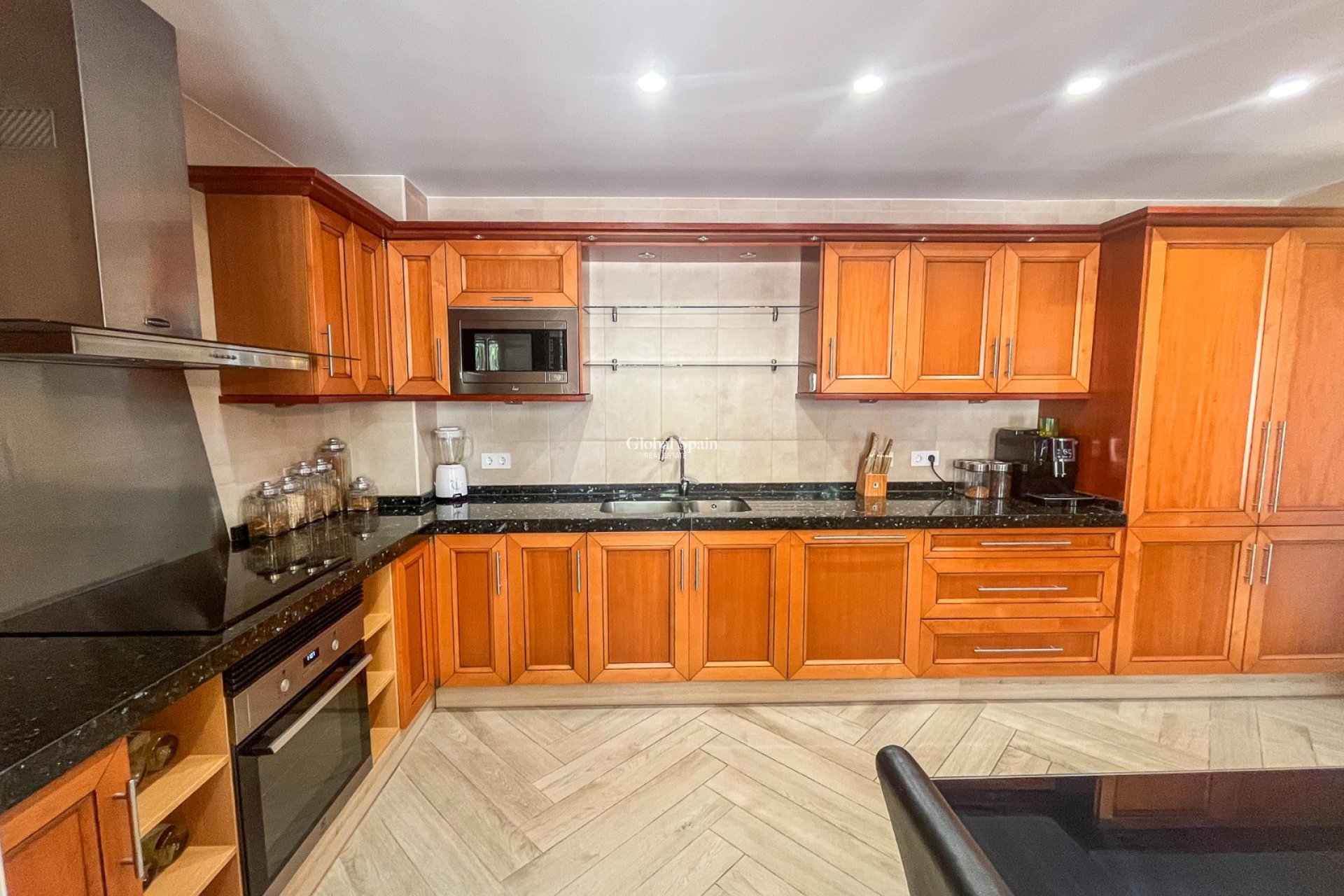 Resale - VILLA -
FINESTRAT